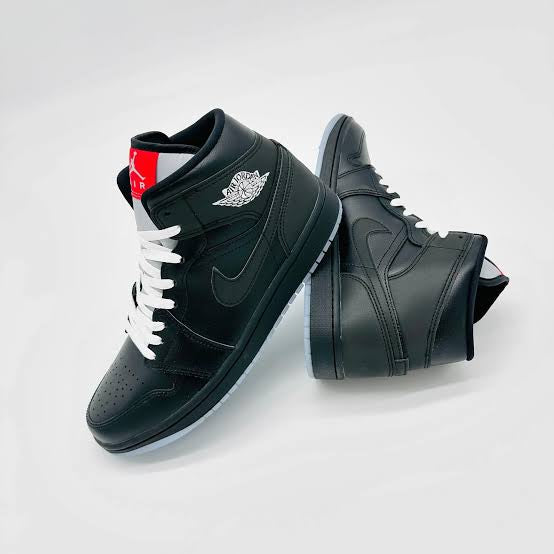 Jordan 1 Mid BG Black Word Grey