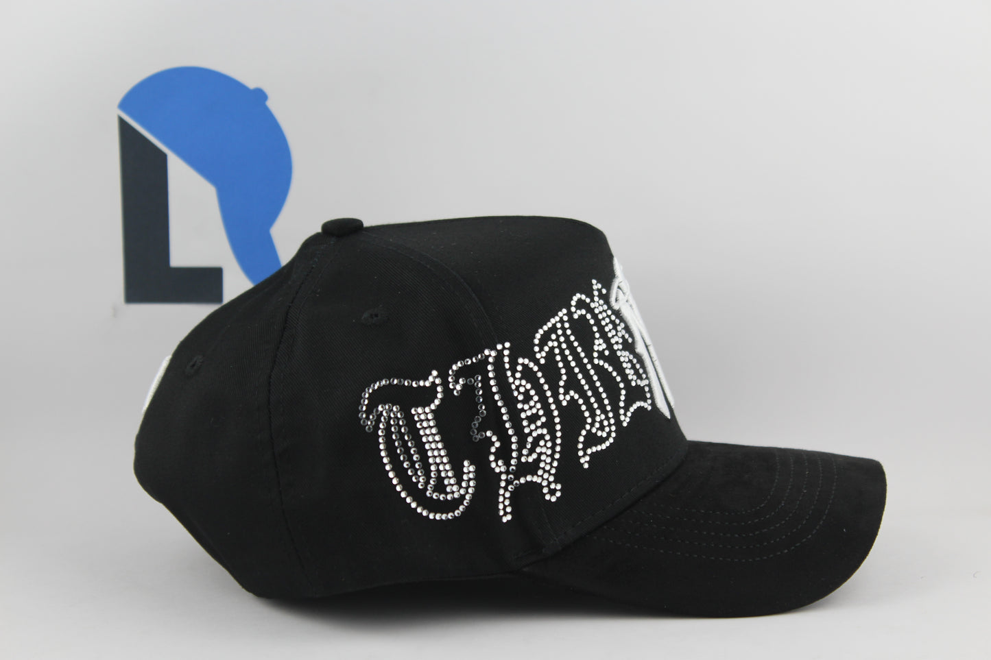 31 Hats NY Crystal White