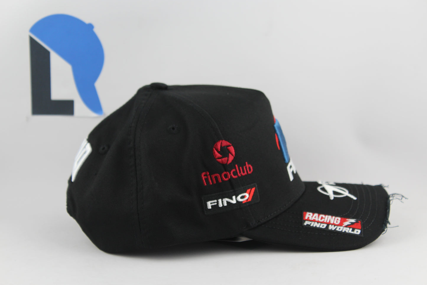 Fino x Europa Parches