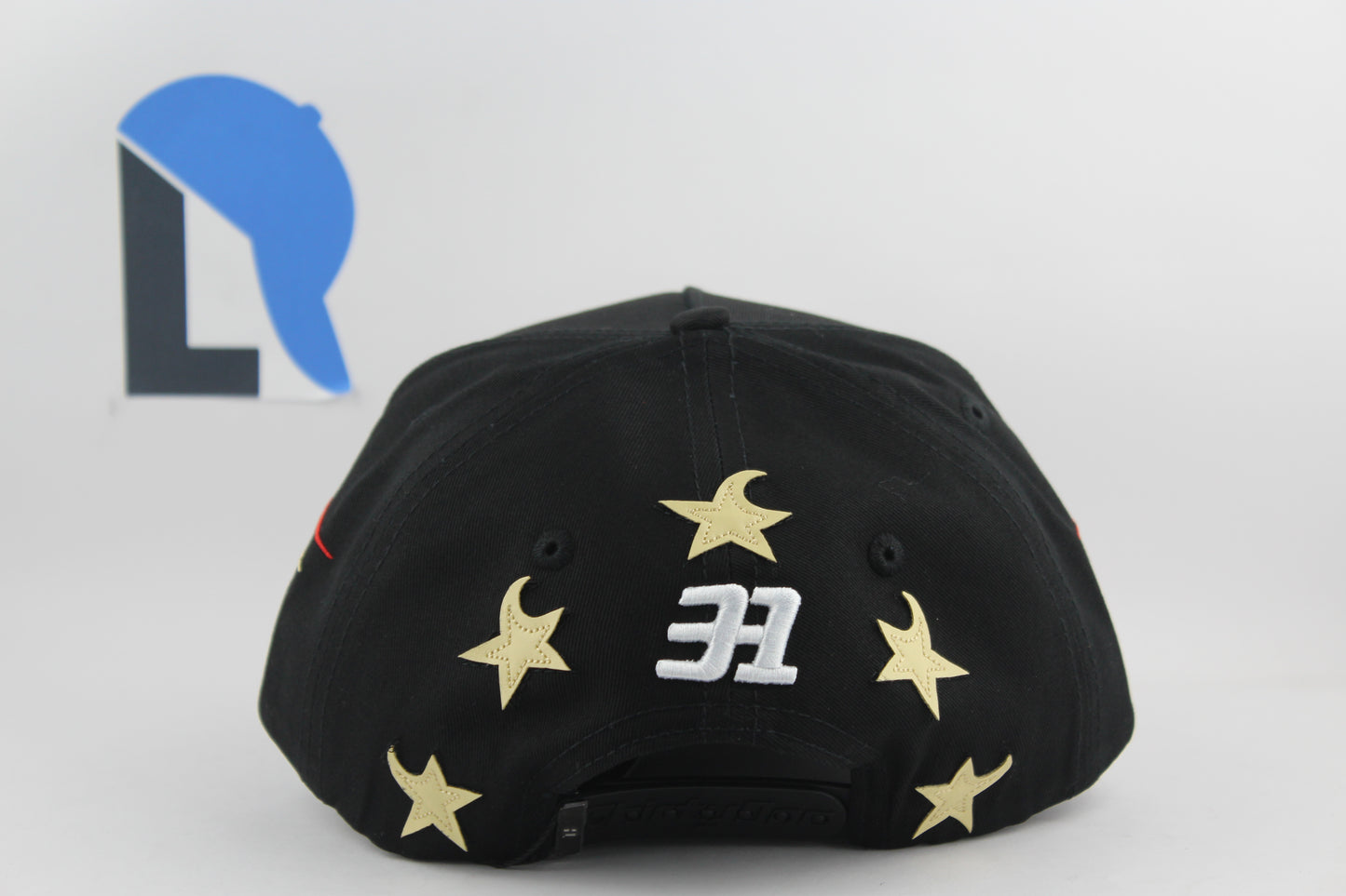 31 Hats Stars