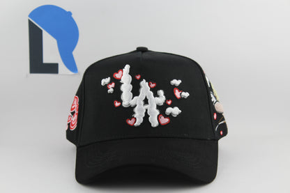 31 Hats Clouds San Valentín