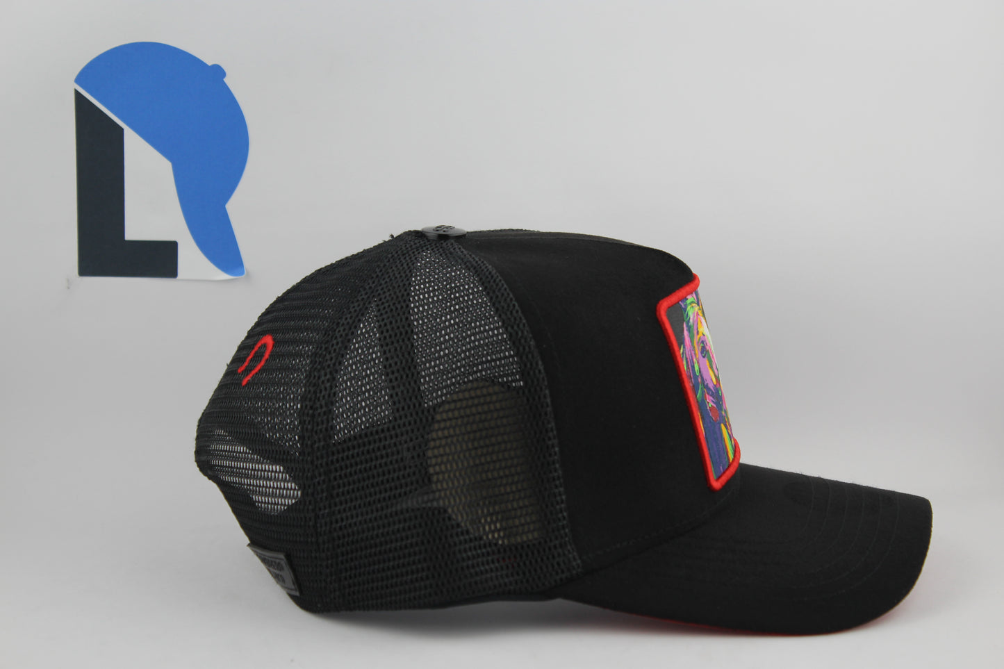 SB Horse Black