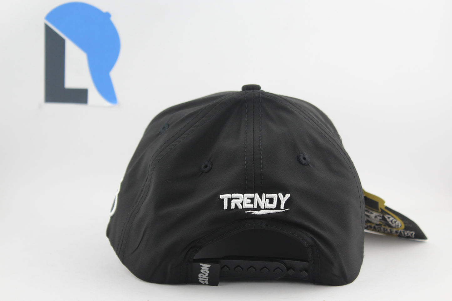 Iron Trendy Black
