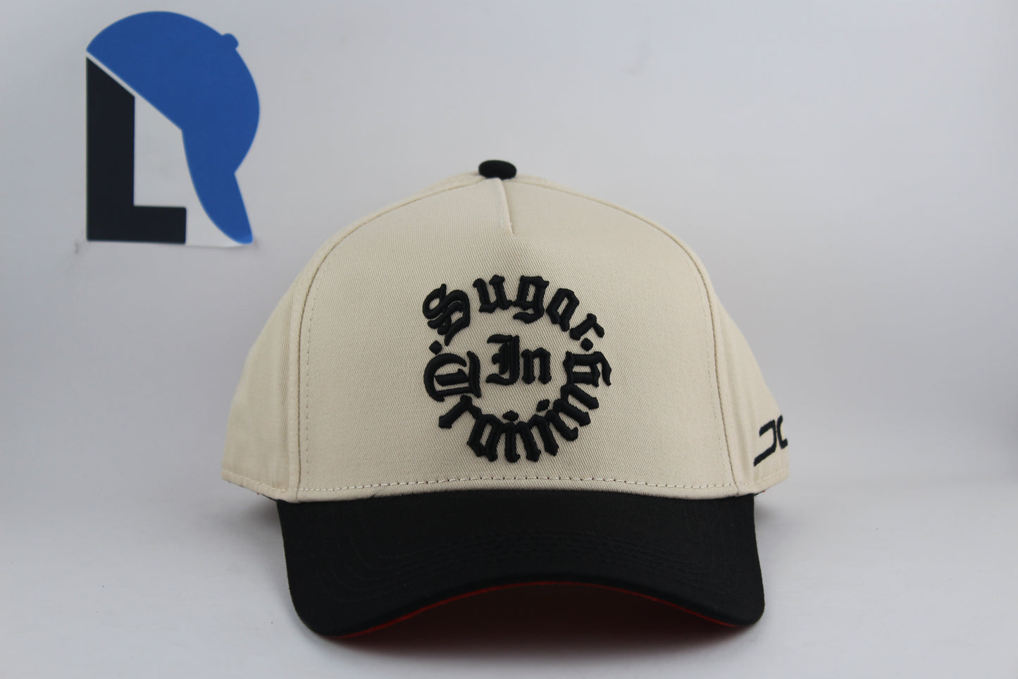 Sugar in training beige/black