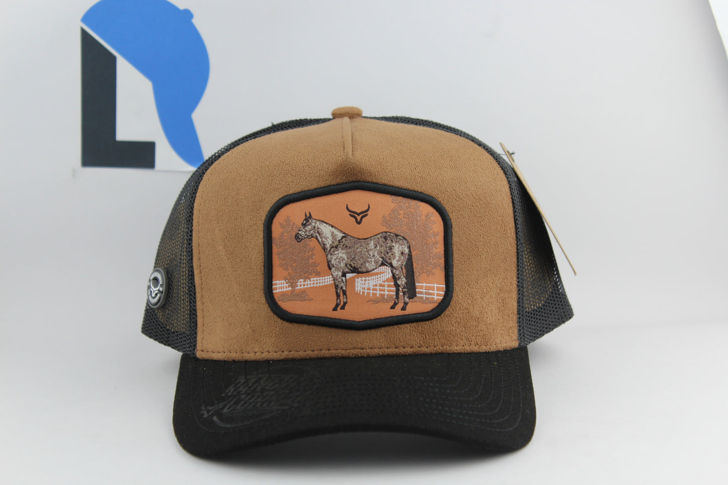 Ranch Horse Gamuza
