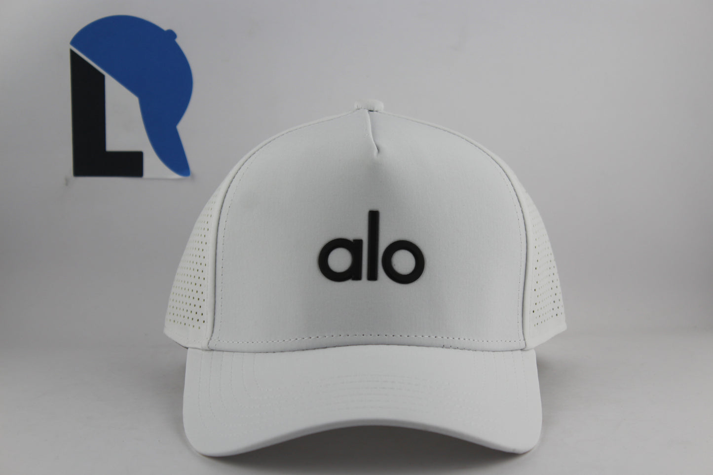 Alo White